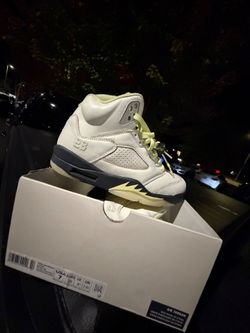 Size 7 Women Jordan