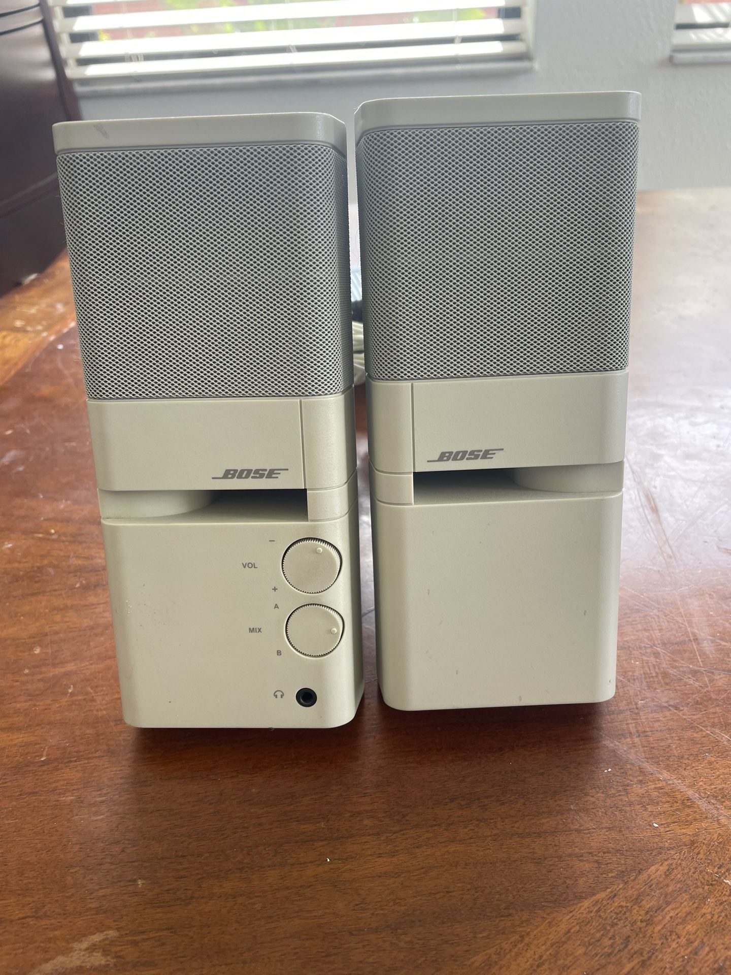 Bose MediaMate Computer Speakers – Good Condition