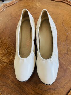 Vtg NATURALIZER Shoes ROSLYN Taupe LEATHER W/ ELASTIC Size 6
