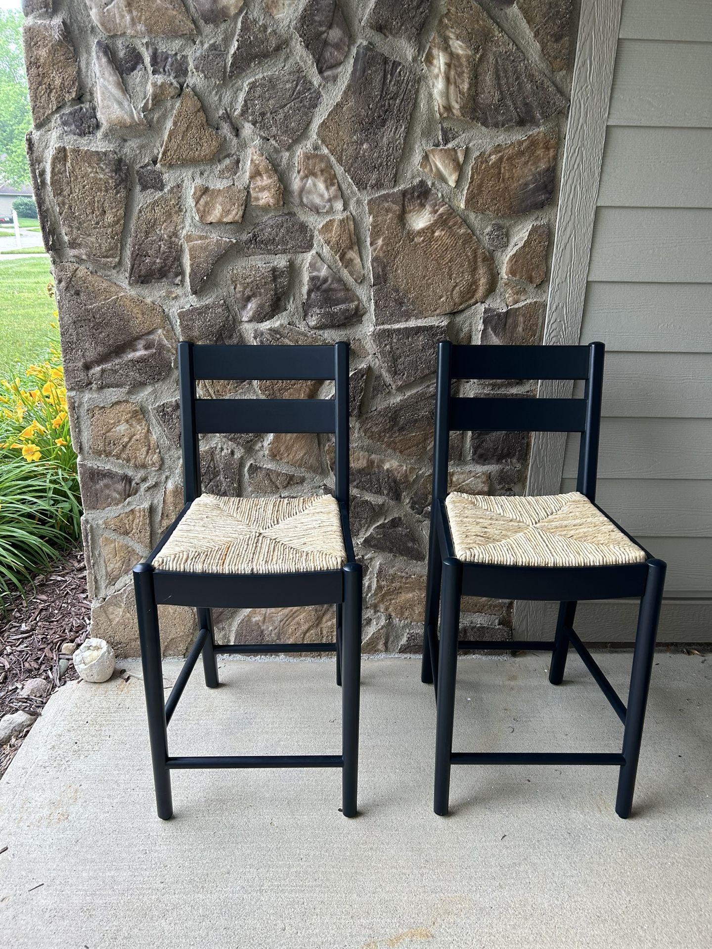24.3 in. Hamlin Natural Woven Counter Stools in Black (Set of 2)