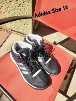 Mens Adidas Size  12