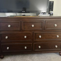 Dresser, 7 drawer, Cherry, Heavy Duty 
