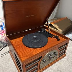 Porch pick up Ironwood/ray Crosley record player