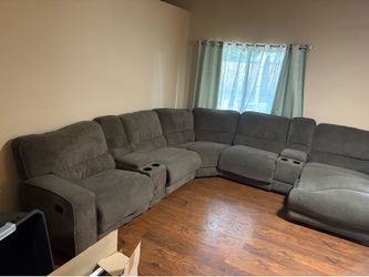Free Sectional