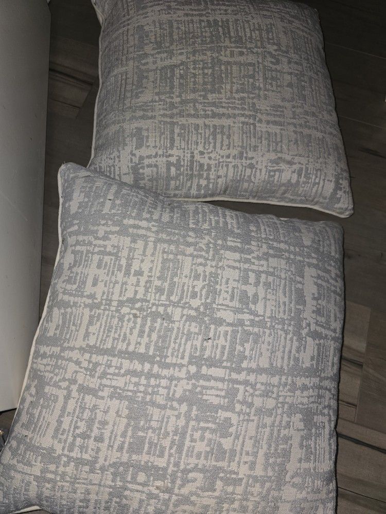 LIKE NEW 2 BIG REAL FEATHER PILLOWS