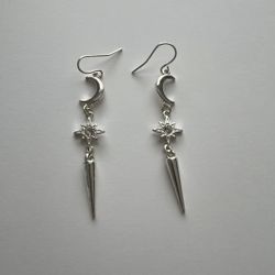 Dangling Shiny Earring 