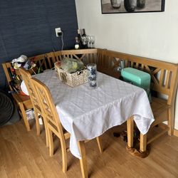 Table and Bench Free