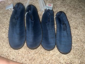 Boys swim shoes size 4 and 5