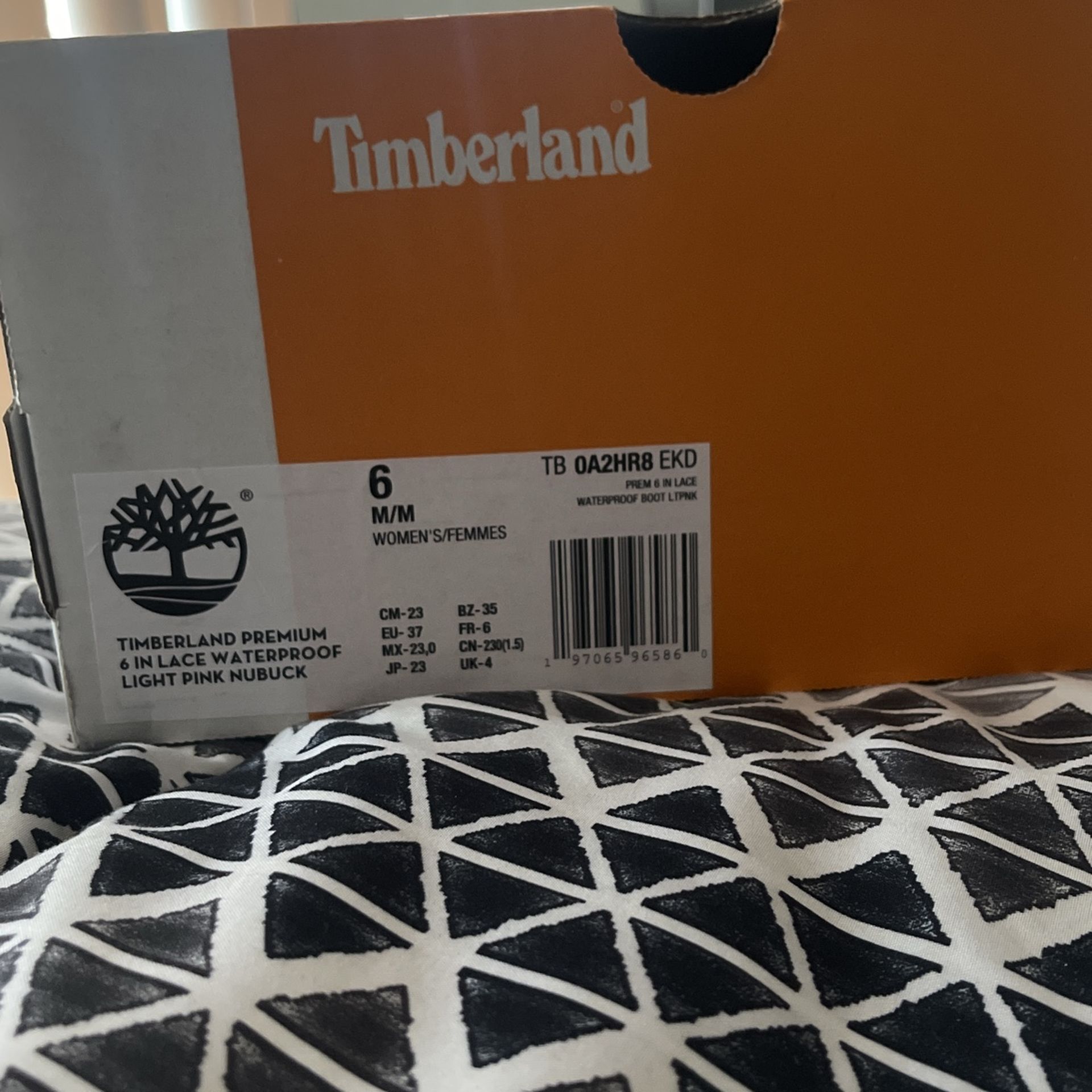 Size 6 Light Pink Timbs