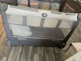 Pack and play