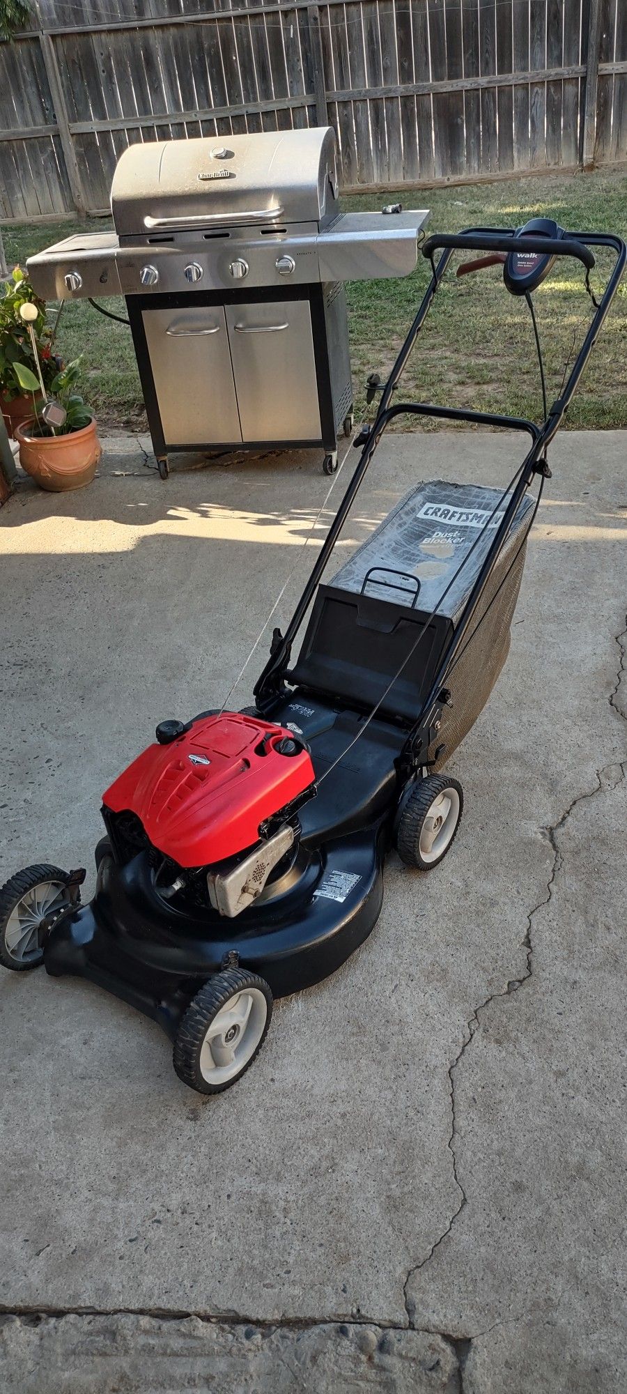 Craftsman Self-propelled Lawnmower w/Bag