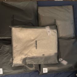 FOG Essential Clothing 