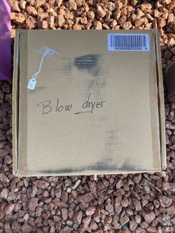 Hair blow dryer
