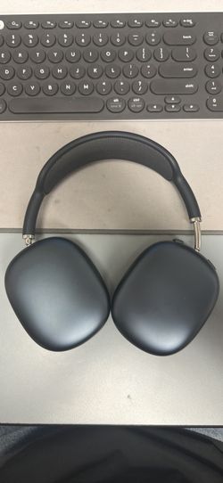 AirPod max