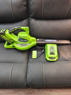 Greenworks blower  40V 340CFM