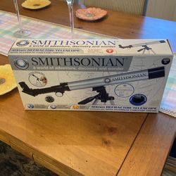 Telescope - smithsonian - BRAND NEW In Unopened Box