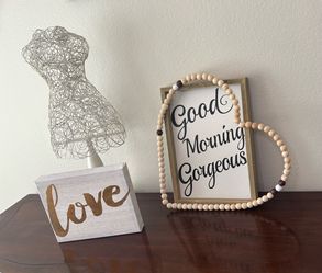 Bulk of wedding items