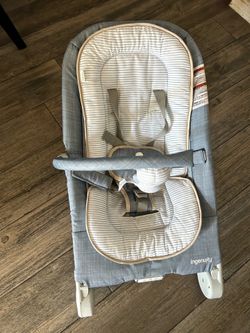 Baby bouncer