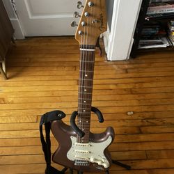 Fender Vintera '60s Stratocaster Modified, Pau Ferro Fingerboard, Burgundy Mist Metallic