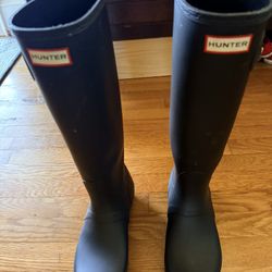 Women’s Hunter Boots Size 10