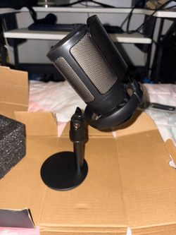 Microphone