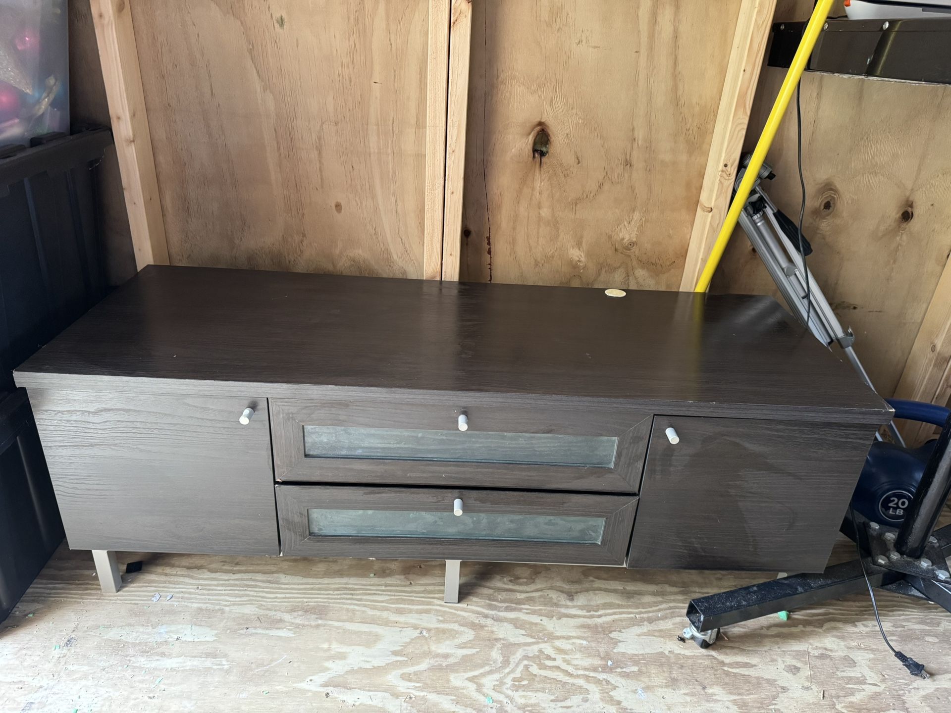 Tv stand NEED GONE TODAY