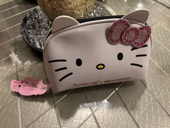 Hello Kitty Make Up Bag Limited Edition