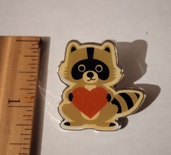 Creative Memories Raccoon Holding Heart Animal Valentine's Day Love Vintage Collectible Lapel Pin A-2