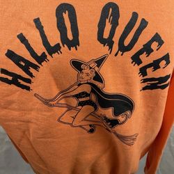 Hallo Queen Halloween Sweatshirt Witch Oversized
