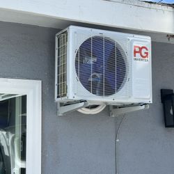 Nuevos. Minisplit 12000.  BTU.      1ton 115. Voltios.  WIFI.  Alexa.  INVERTER.    Hecho en USA Installacion incluida