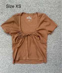Hollister Women XS teens top