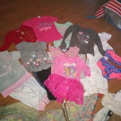 Lot Of Girls Clothes Size 4-6t