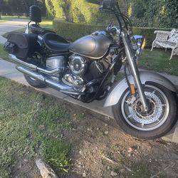 2005 Yamaha V Star 1100