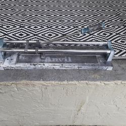 Anvil Tile Cuter 14in