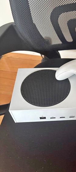 Xbox one series S + controller