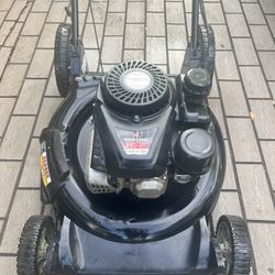 Like New 21” Yard Machine Push Lawn Mower  In Cooper City 33330