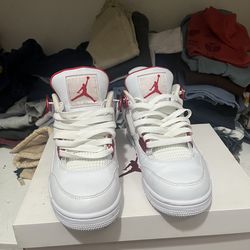 Jordan 4 retro