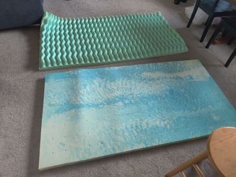 2 memory foam sleeping pads
