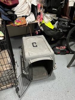 Medium size dog kennel