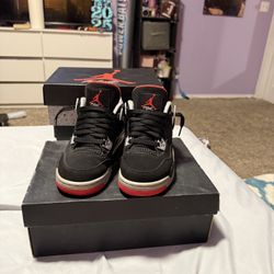 Jordan 4 Breds