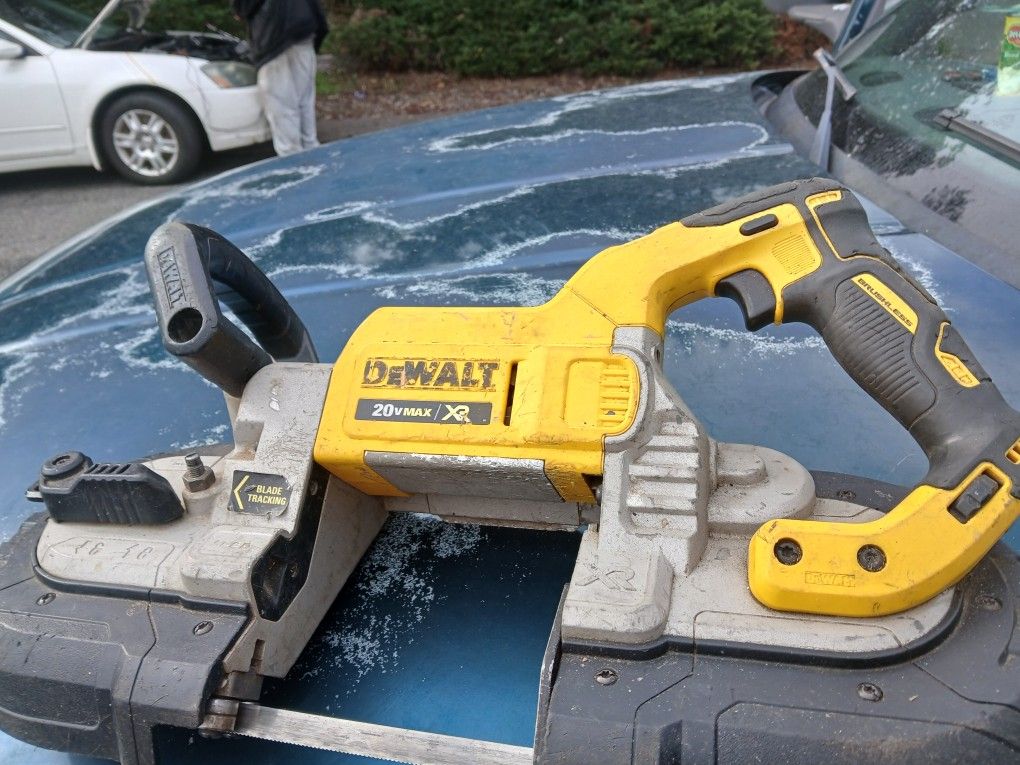 Dewalt Bandsaw XR