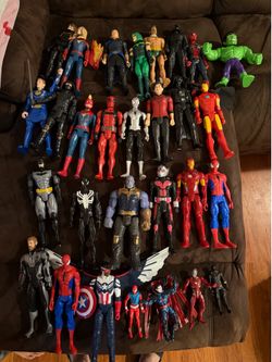Marvel action figures. 25 12inch figures and 4 6inch figures