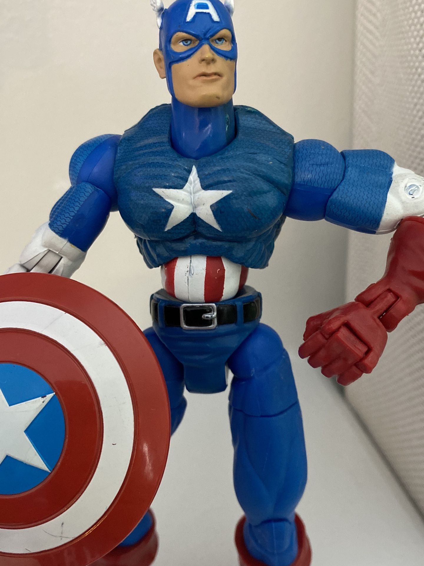 Marvel Legends Classic Captain America 6” figure Series 1 Toybiz 2002 RARE
