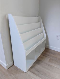 Bookshelf
