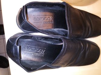 Womens shoes size 7.5