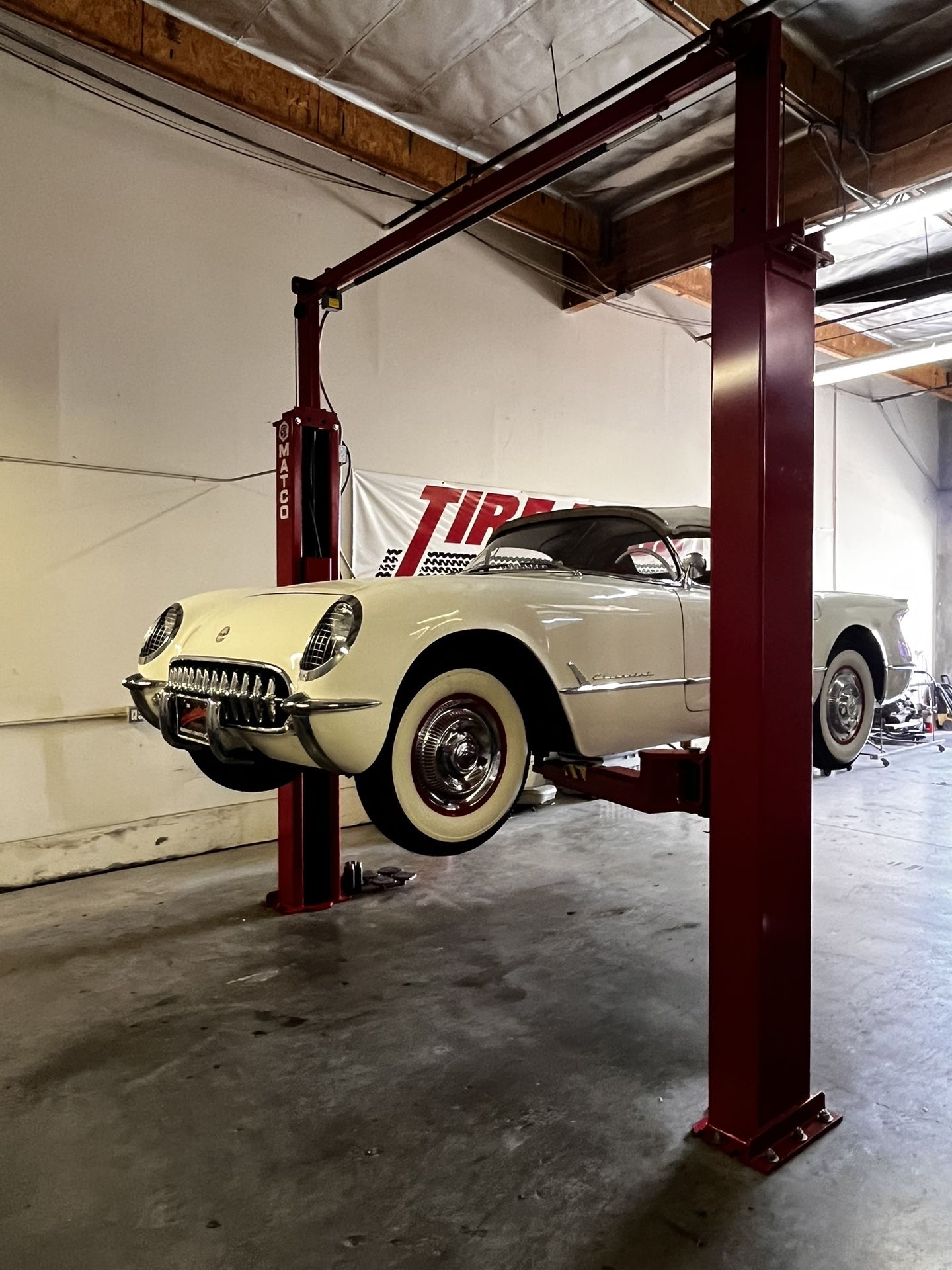 MATCO 2 Post Lift 9000lbs Two Post Lift Certified Auto Lift Car Lift Hoist Equipment
