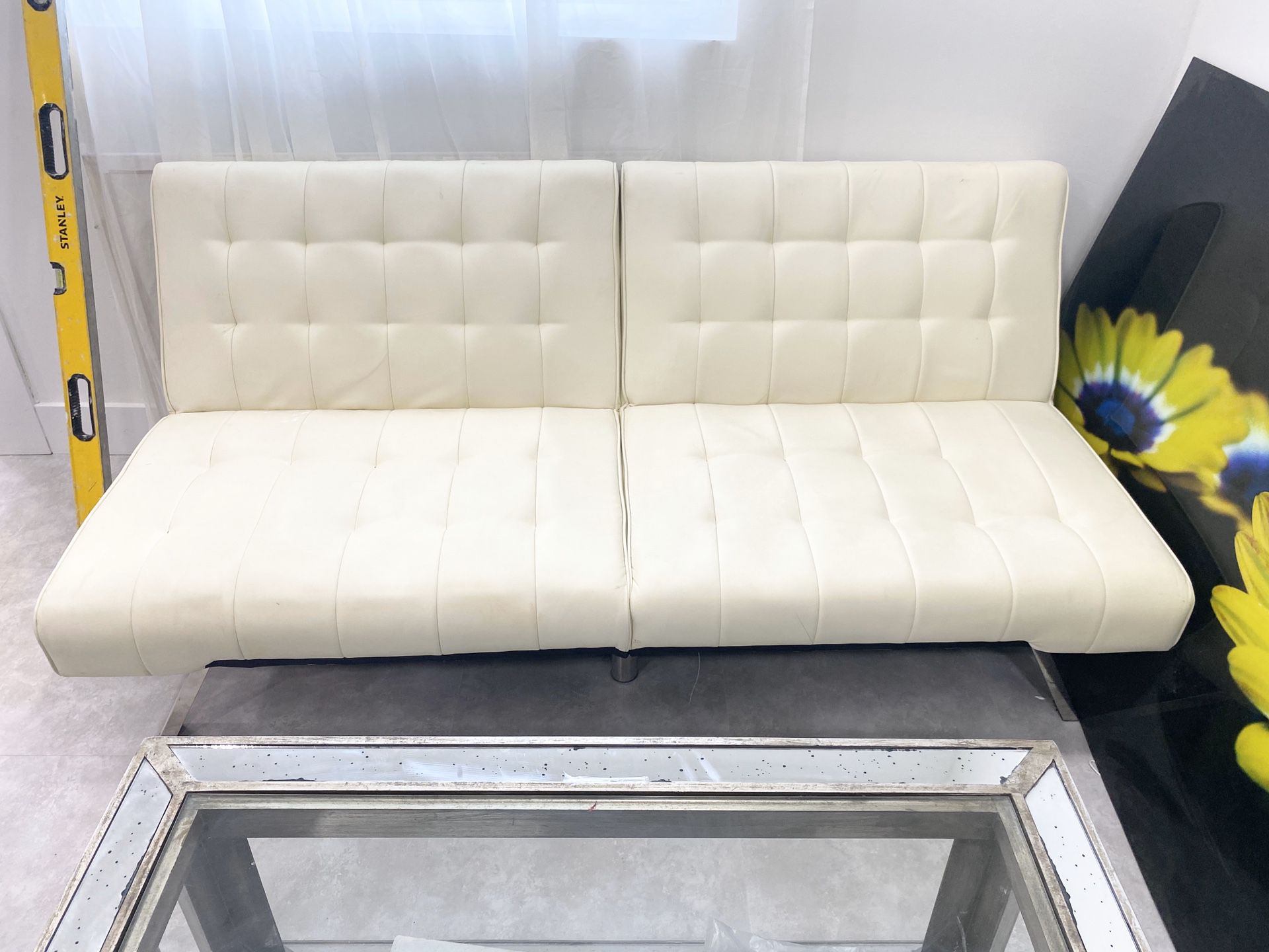 White Futon sofa - Good Condition