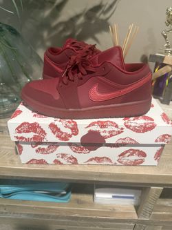 Jordan 1 Lows Woman
