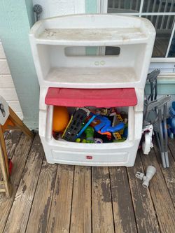 Step2 Kids Plastic Toy Storage Chest