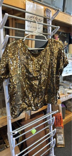 Women's Fashion shirt XL